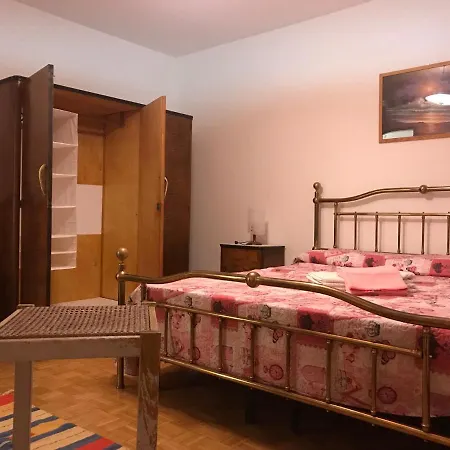 Alla Spiga - Casa A E B